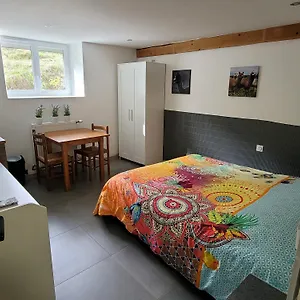  Bed & Breakfast Alpagas Du Domaine Mael